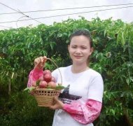 <b>广西村妇，拍视频成“千万网红”，一年带货3000万</b>